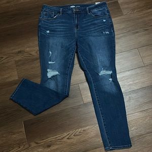 Women’s distressed old navy jeans 14 short